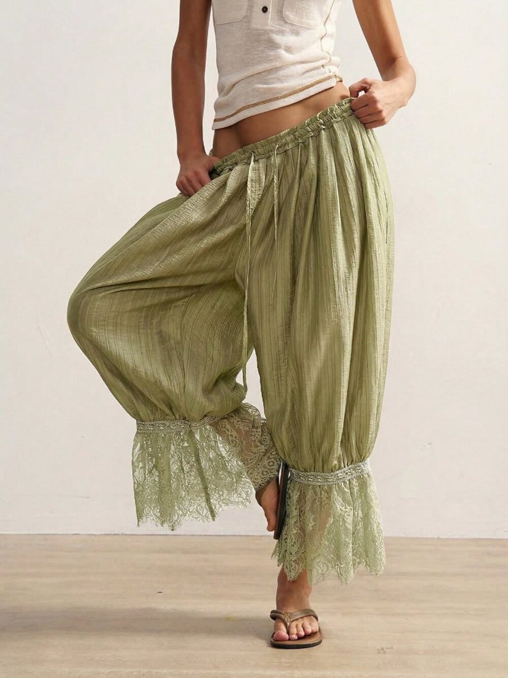 Green Casual boho womens Solid Stretchy Waist Lace hem Bloomers Pants